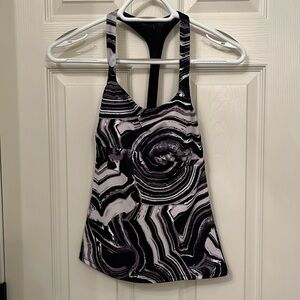 New‎ Nike Women’s Black White Tankini Swim Top Sz Medium Racerback Tank Beach